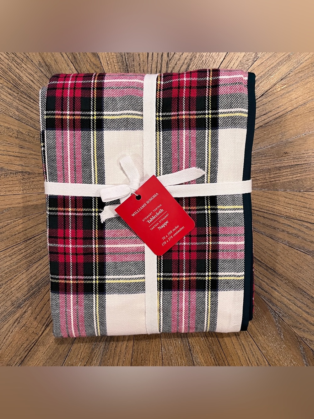 NWT Williams Sonoma Stewart Tartan Plaid Rectangular Tablecloth 70” X 108”